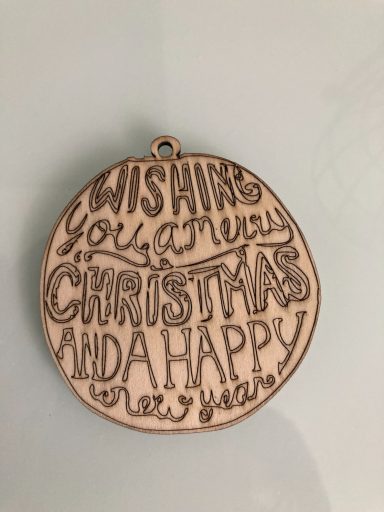 houten kerstbal € 1.- excl verzend kosten